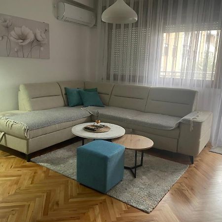 Апартаменты Modern Reality Куманово Экстерьер фото
